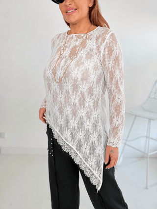 Spitzen Langarmshirt in Weiss, leicht transparent bei Levelone für Damen in Einheitsgrößen 36-42 - Levelone GmbH & Co. KG